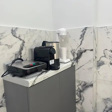 Eclipse סלוניקי